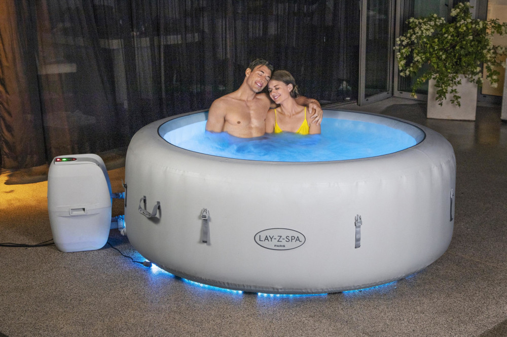 Bestway Lay-Z-Spa Paris with heating system four-six-seater Jacuzzi ...